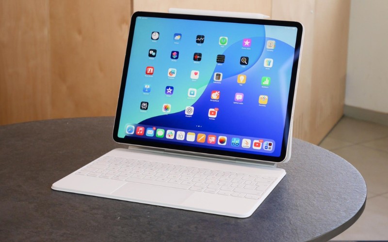 Phiên bản 128GB Wi-Fi là lựa chọn tốt cho các ứng dụng văn phòng